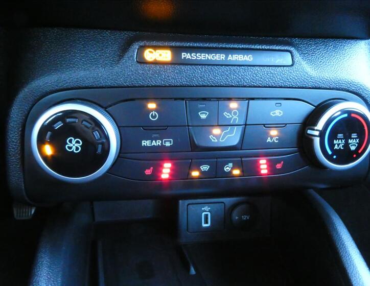 Ford Focus 29