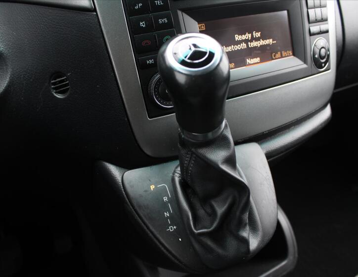Mercedes-Benz Viano 20