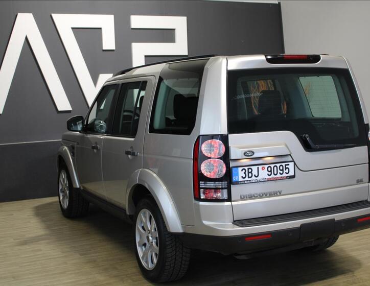 Land Rover Discovery 9