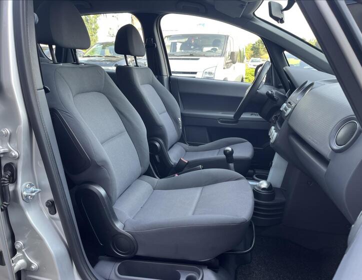 Mitsubishi Colt 13