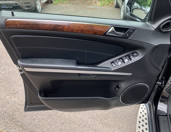 Mercedes-Benz GL 14