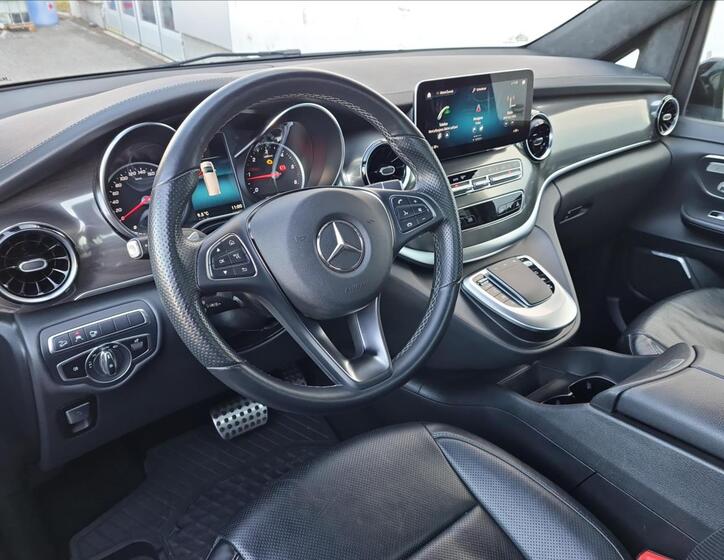Mercedes-Benz Třídy V 9
