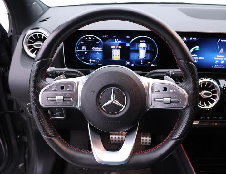 Mercedes-Benz GLA 21