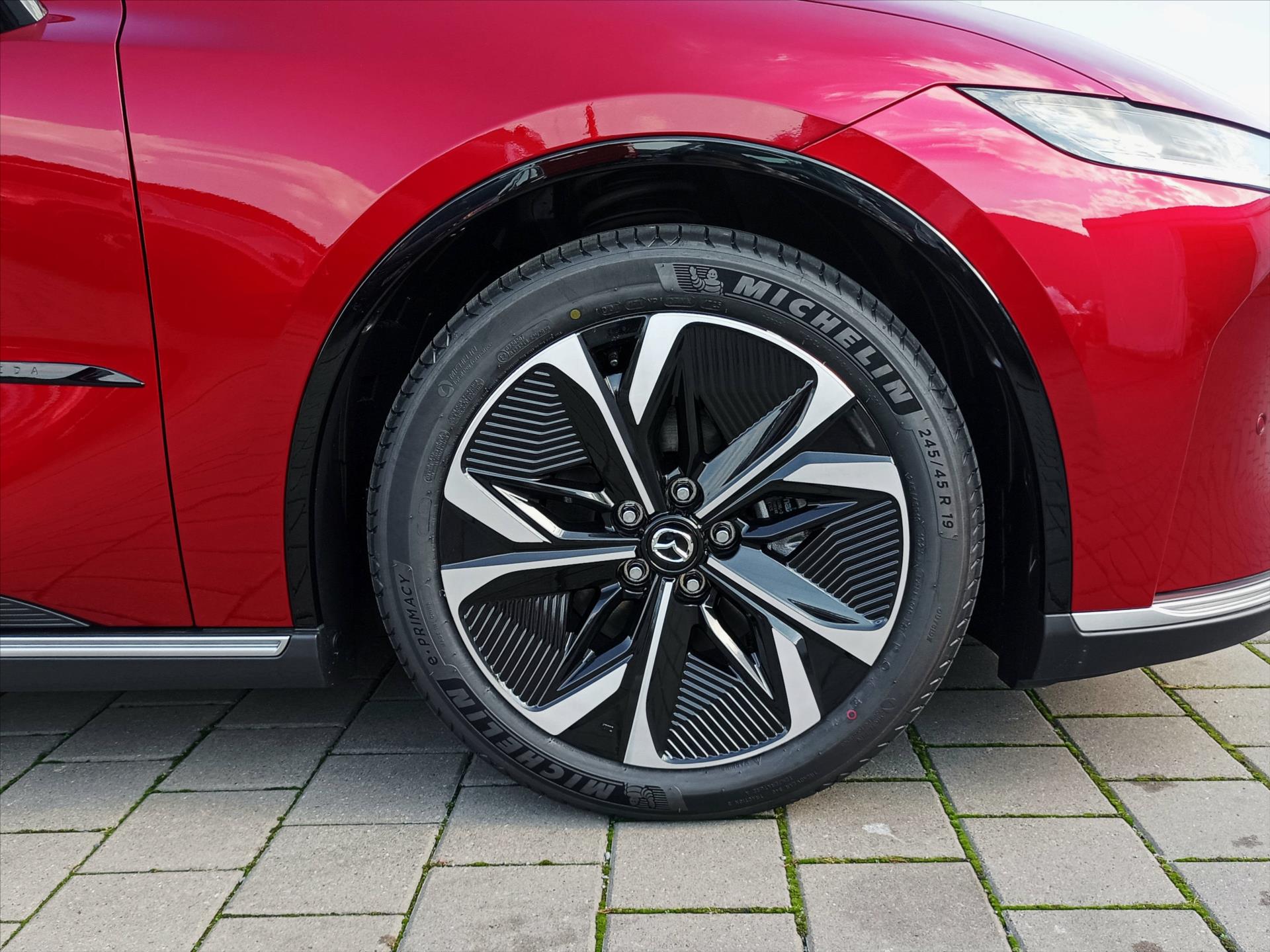 Mazda 6e