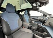 Volvo EX30 11