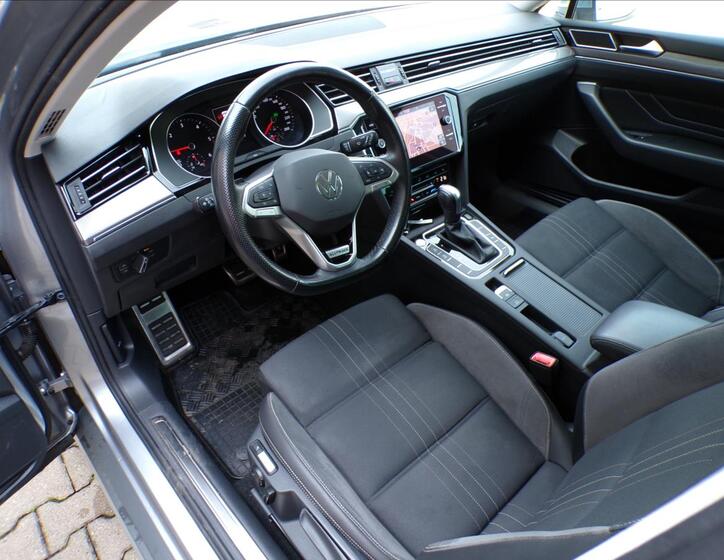 Volkswagen Passat 16