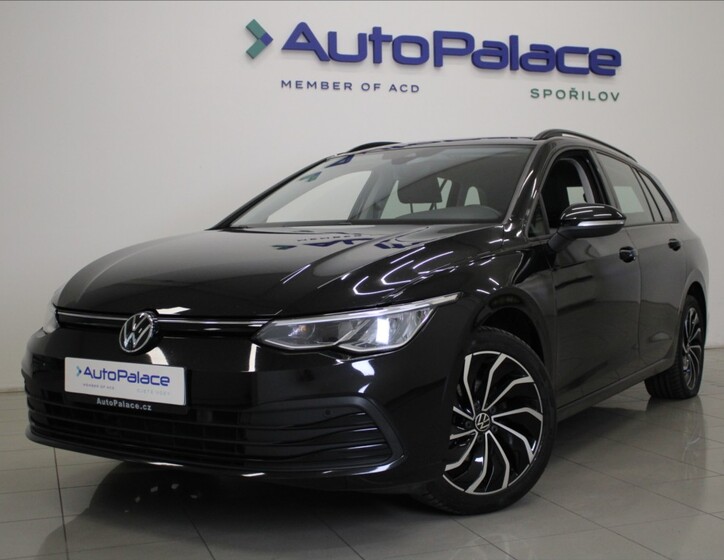 Volkswagen Golf 1