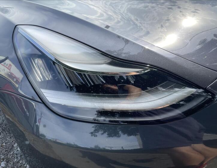 Tesla Model 3 43