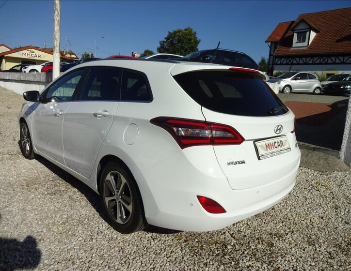 Hyundai i30 5