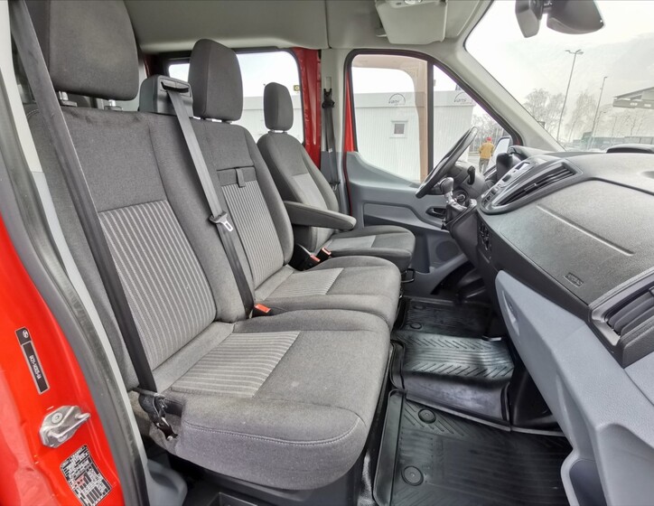 Ford Transit 7