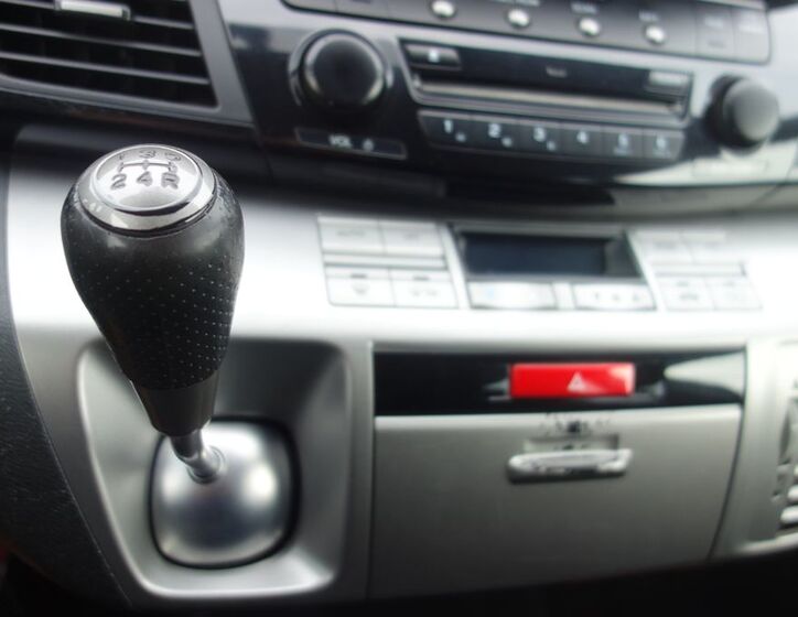 Honda FR-V 24
