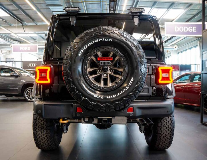 Jeep Wrangler 5