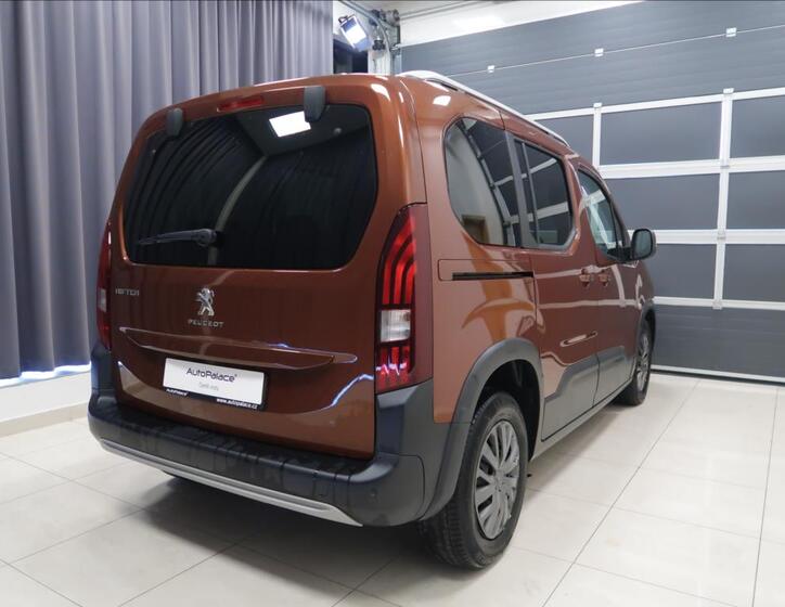 Peugeot Rifter 6