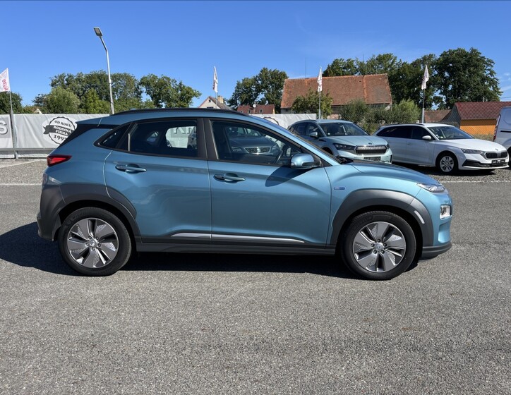 Hyundai Kona 5