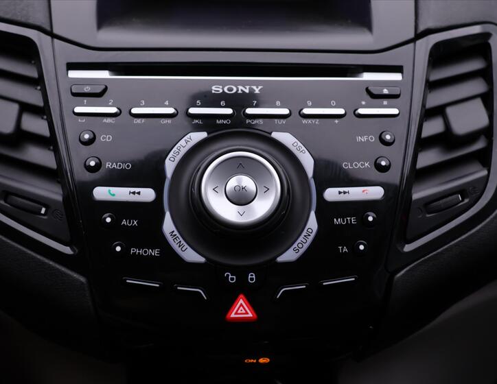 Ford Fiesta 16