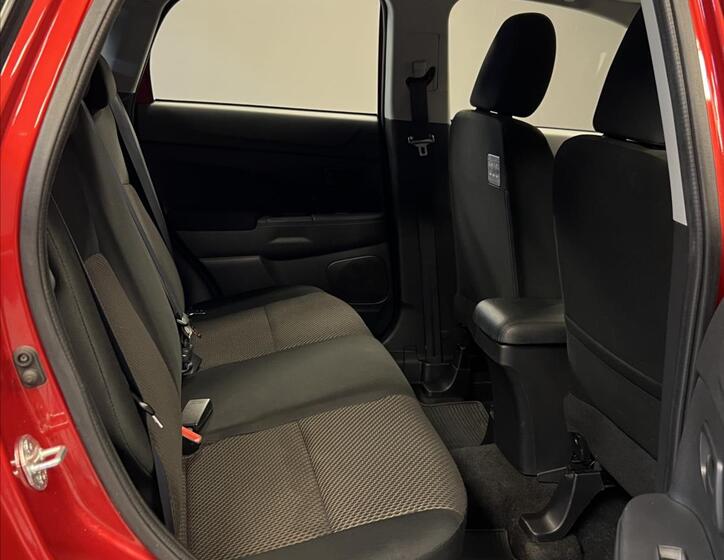 Mitsubishi ASX 12