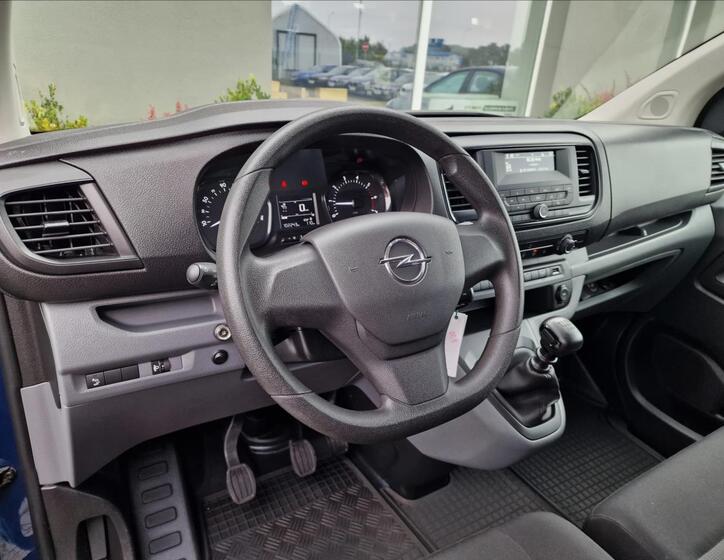 Opel Vivaro 20