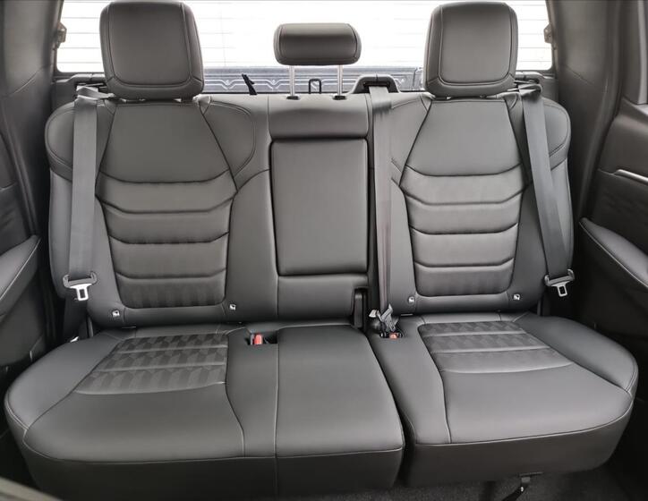 Isuzu D-Max 4