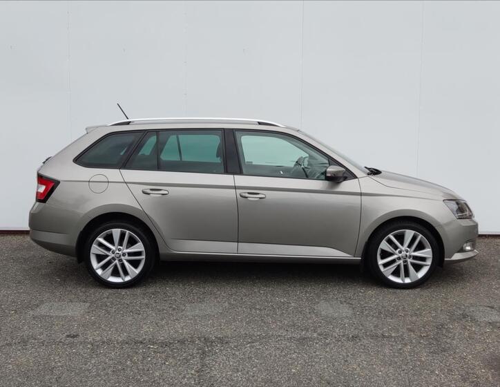 Škoda Fabia 23