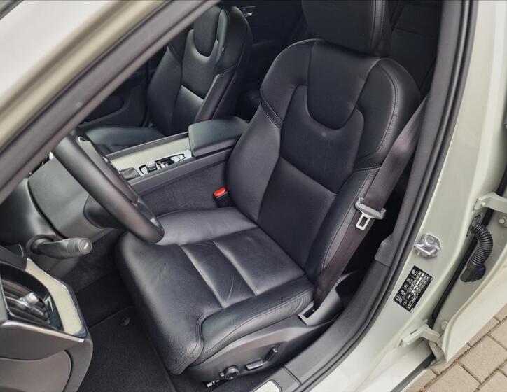 Volvo V60 36