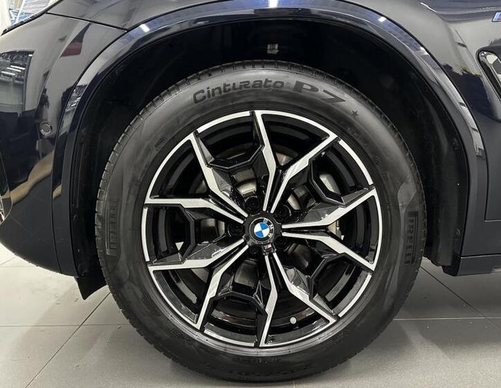 BMW X3 4