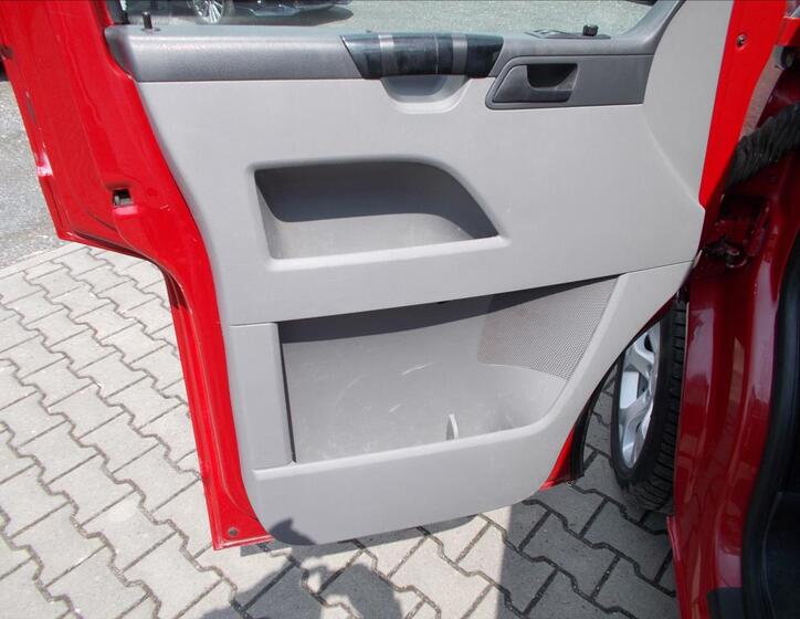 Volkswagen Transporter 26
