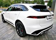 Jaguar F-Pace 5