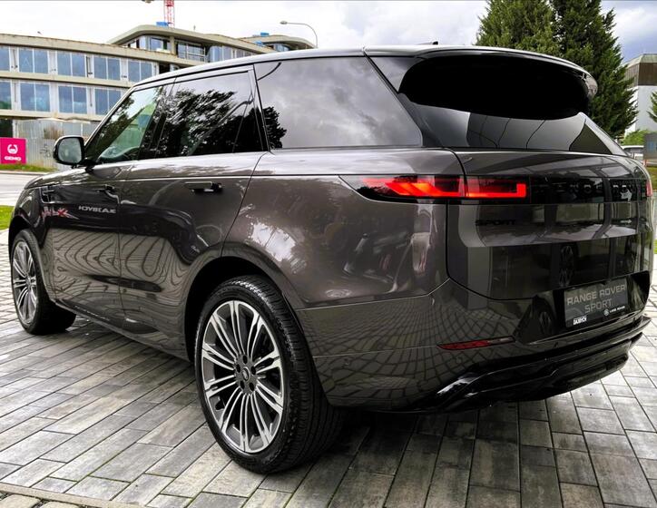 Land Rover Range Rover Sport 4