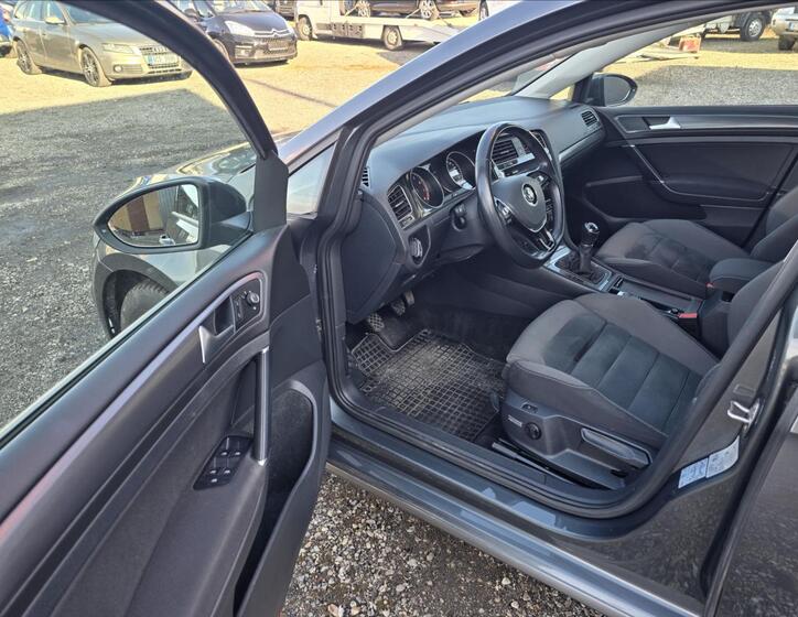 Volkswagen Golf 8