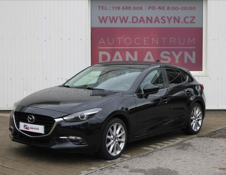 Mazda 3 1