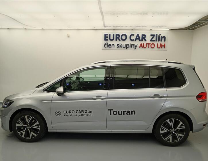 Volkswagen Touran 3
