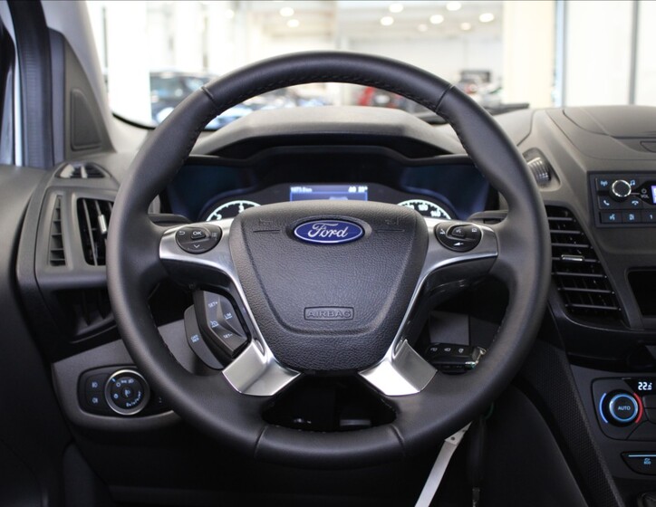 Ford Transit Connect 9