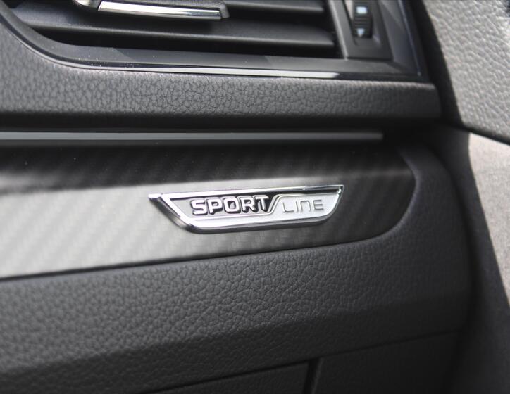 Škoda Superb 30