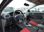 Ford Focus 16