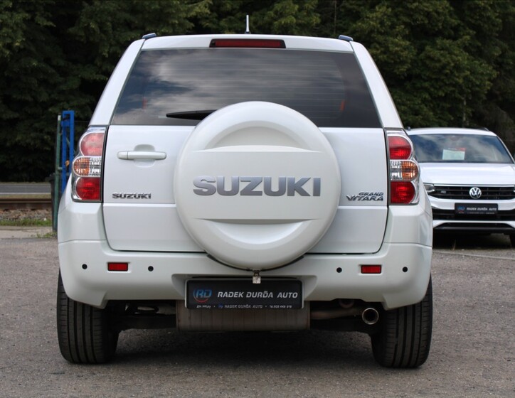 Suzuki Grand Vitara 6