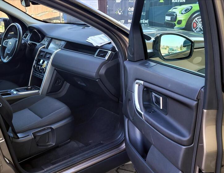 Land Rover Discovery Sport 21