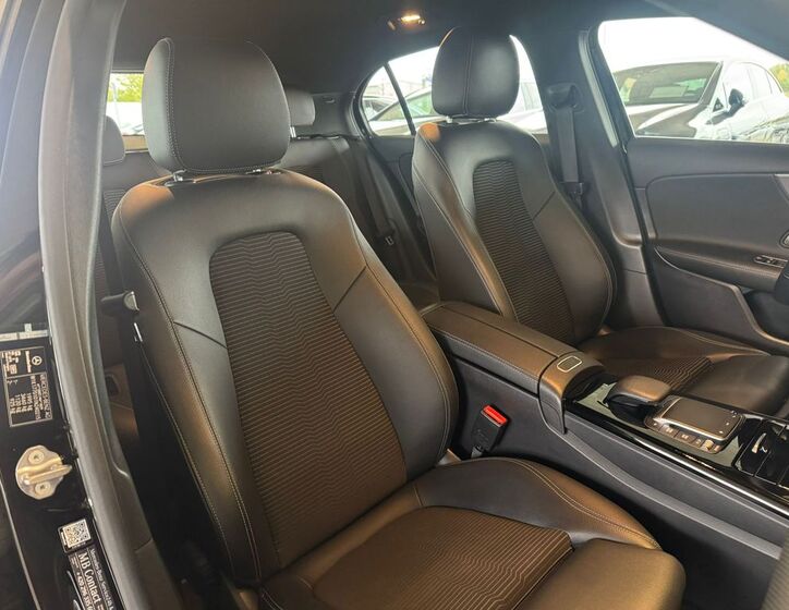 Mercedes-Benz Třídy A 12