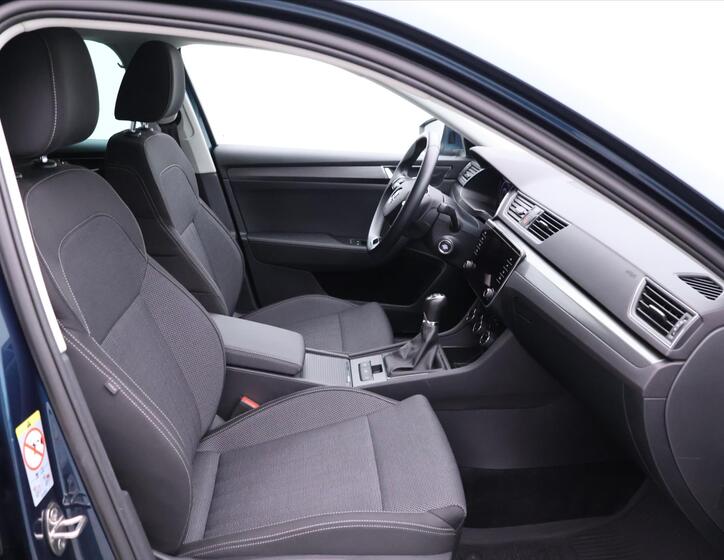 Škoda Superb 13