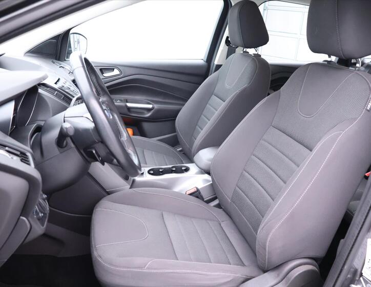 Ford Kuga 12