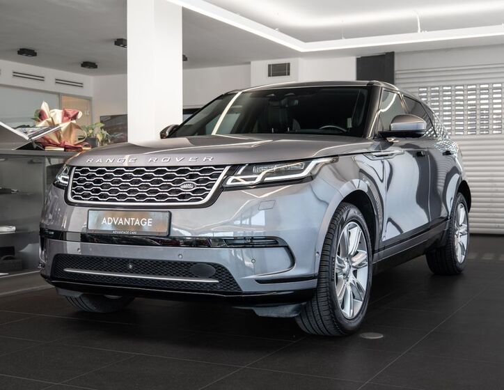 Land Rover Range Rover Velar 1