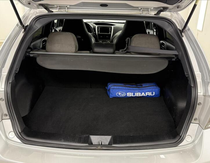 Subaru Impreza 16