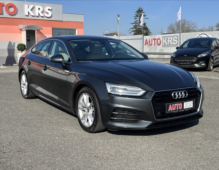 Audi A5 1