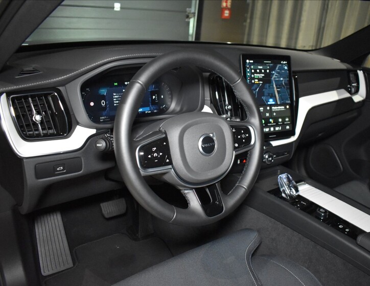 Volvo XC60 13