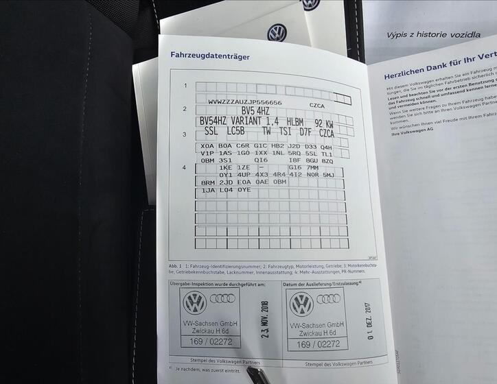Volkswagen Golf 38