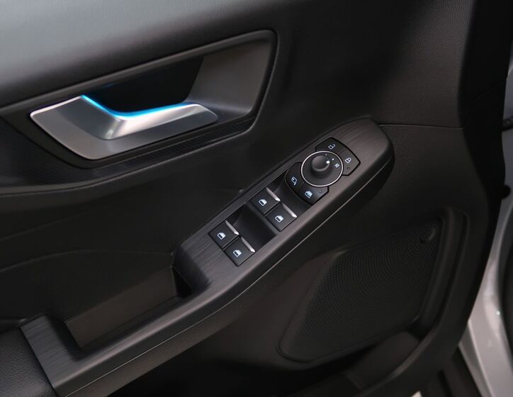 Ford Kuga 13
