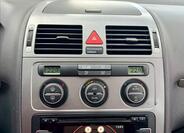Volkswagen Touran 26