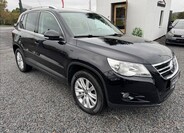 Volkswagen Tiguan 9