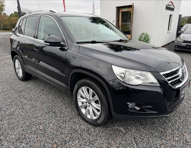 Volkswagen Tiguan 9