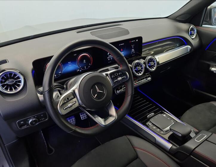 Mercedes-Benz GLB 9