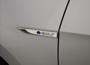 Volkswagen e-Golf 23